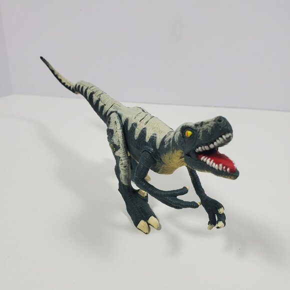 Velociraptor Cyclops Dinosaur Jurassic Park 1997 UCS Amblin - Picture 9 of 16